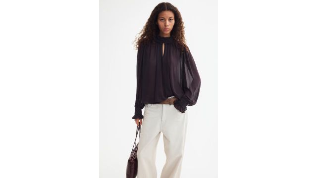 Puff-sleeved Chiffon Blouse